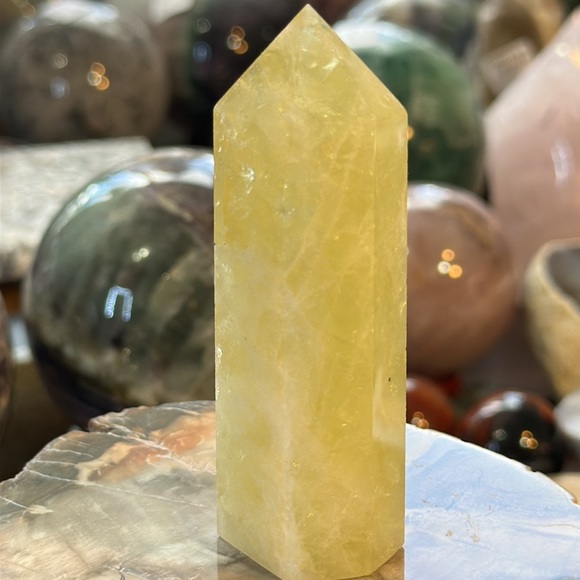 🔥SALE🔥 Smokey Quartz Crystal Point With Sparkles And Rainbows! - Picture 7 of 11